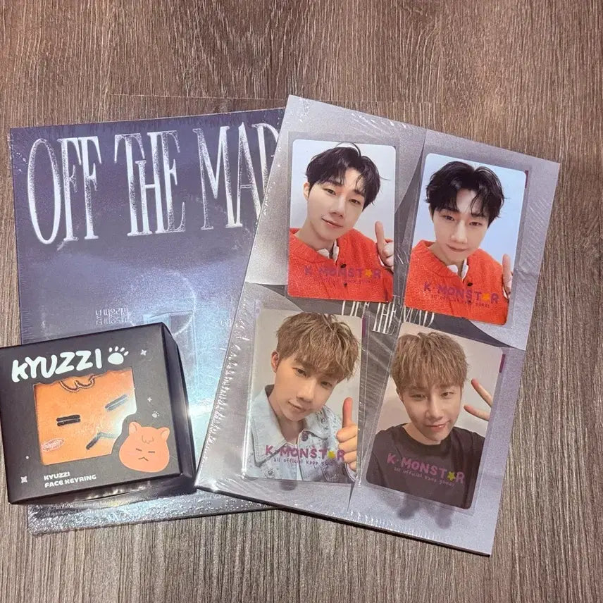 [BUNJANG] Kim Sung Kyu OFF THE MAP Album Lucky Draw Photocard Set with KyuGzzi Keyring / 규찌와 김성규 OFF THE MAP 앨범 미공포 일괄양도