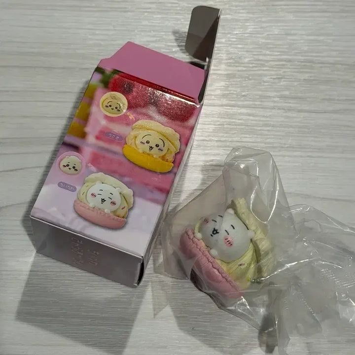 [BUNJANG] Chiikawa Macaron Figure / 치이카와 마카롱피규어
