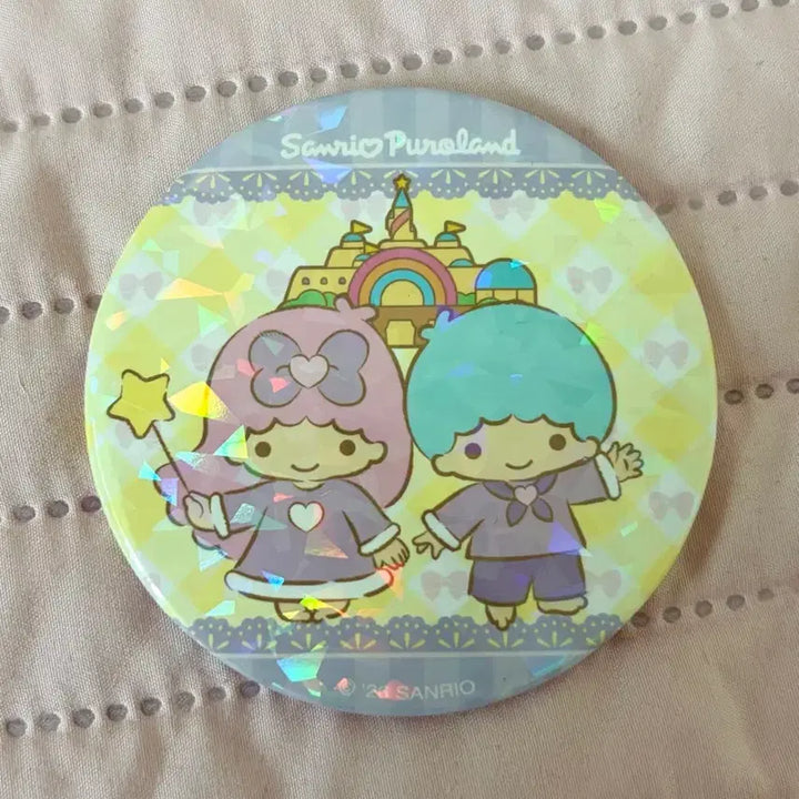 [BUNJANG] Sanrio Puroland Little Twin Stars Kiki Lala Pin Badge / 산리오 퓨로랜드 리틀트윈스타 핀뱃지 핀버튼 키키라라