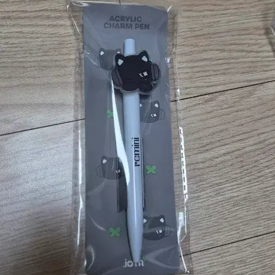 [BUNJANG] Ressence Reminis Wonyoung Jeong Acrylic Ballpoint Pen (Sealed) / [미개봉] 리센느 레미니 원이 조타 아크릴 볼펜