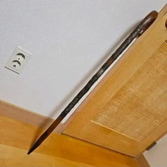 [BUNJANG] Antique German Walking Stick with Souvenir Plaques / 잠시세일.독일앤틱지팡이, 골동품