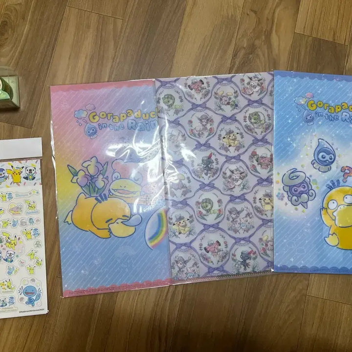 [BUNJANG] Pokemon Traditional Edition Hanbok Pikachu Chain Pin Badge Male/Female Set / 포켓몬 전통 에디션 한복 피카츄 체인 핀뱃지 암수 세트