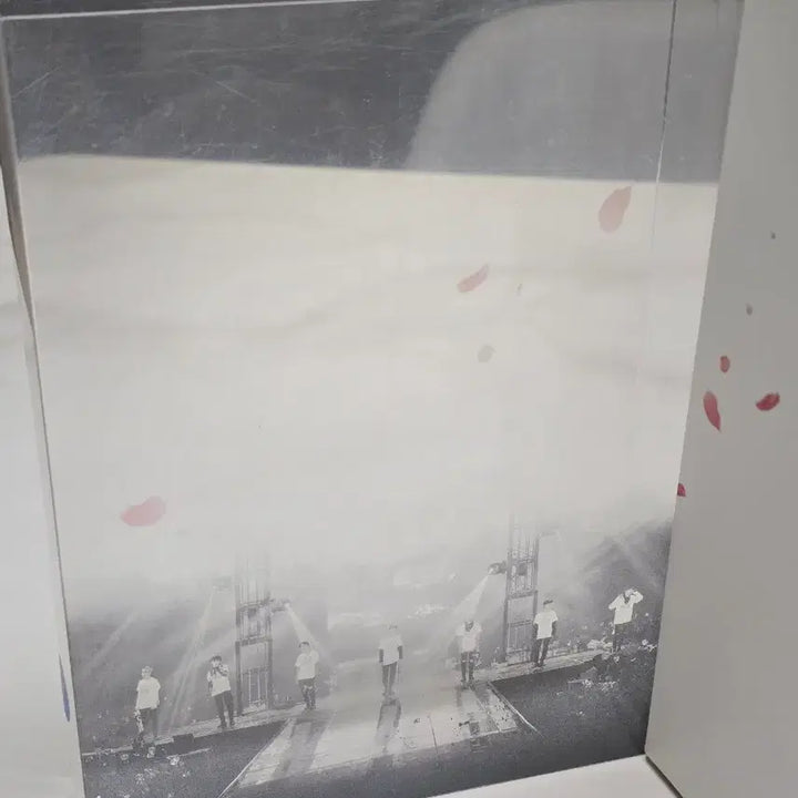 [BUNJANG] BTS HYYH On Stage: Epilogue DVD Full Set (V, J-Hope Photocard) / BTS 방탄 화에필 DVD 풀셋(태형/제이홉 포카) 화양연화 ON STAGE 에필로그