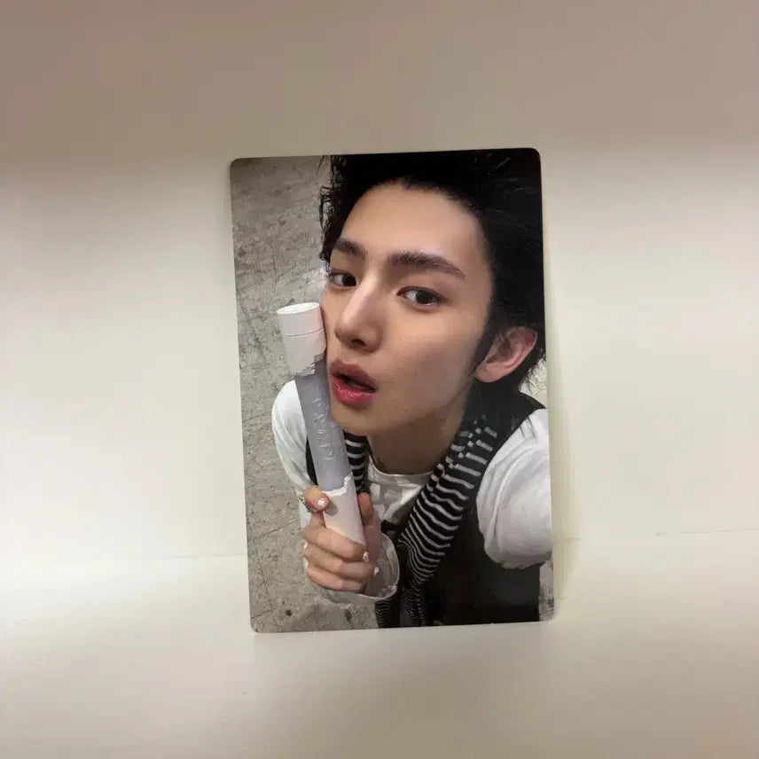 [BUNJANG] Joohoon Cheering Stick Photocard / 주훈 응원봉 포카