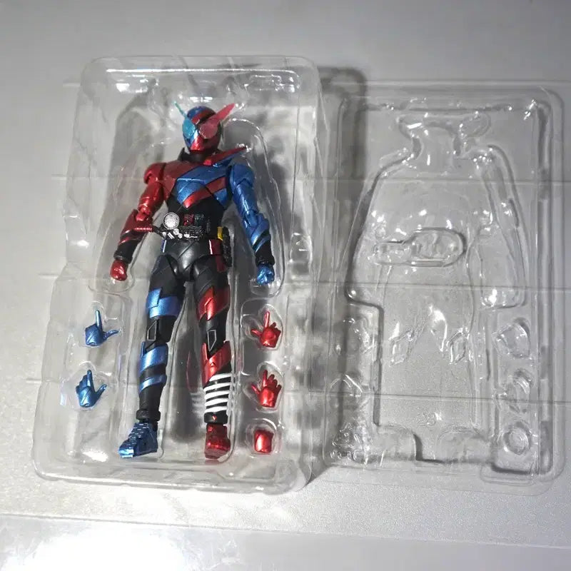 [BUNJANG] S.H.Figuarts Kamen Rider Build Rabbit Tank Form ver.20 Rider Kicks Action Figure / shf 가면라이더 빌드 래빗탱크 폼 ver.20 rider kicks