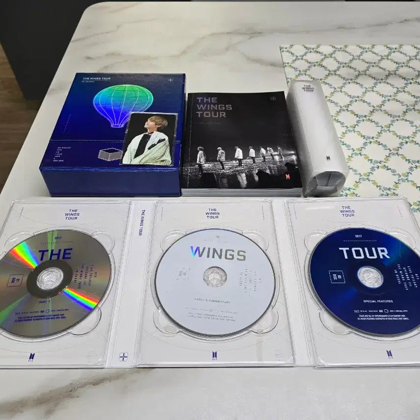 [BUNJANG] BTS BTS Live The Wings Tour DVD Bundle Set (V Photocard) / BTS 방탄 윙콘 윙즈콘 DVD 풀셋(태형 포카) WINGS