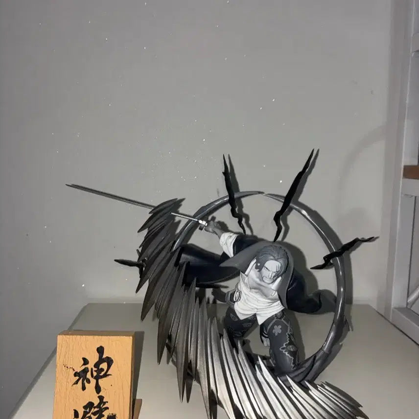 [BUNJANG] Ichiban Kuji One Piece Shanks Last One Figure / 제일복권 원피스 샹크스 제일복권 라스트원 피규어