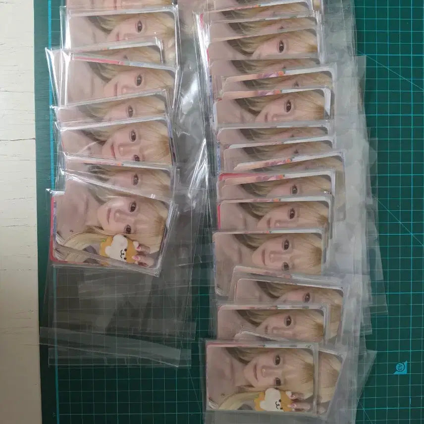 [BUNJANG] fromis_9 Glow ME Lucky Draw Photocard Set / 프로미스나인 Glow ME 팝업스토어 럭드포카세트