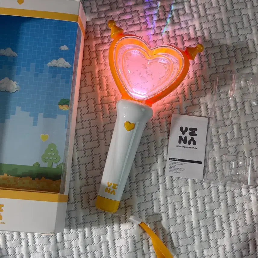 [BUNJANG] Yena Glow Stick / 예나 응원봉 지구미봉 판매합니다