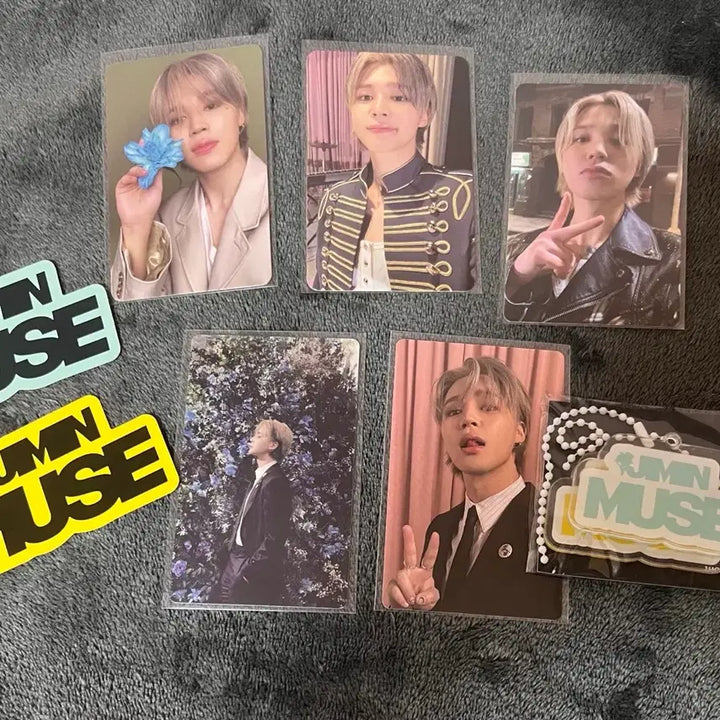 [BUNJANG] BTS Jimin Muse Photocard / 특전포함)) BTS 방탄소년단 지민 muse 뮤즈 일괄 포카