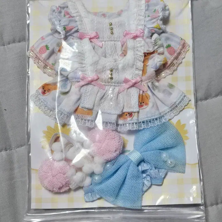 [BUNJANG] 10cm Doll Clothes Set: Strawberry &amp; Bear Dress Bundle / 10cm 솜인형옷 원피스 2종 일괄