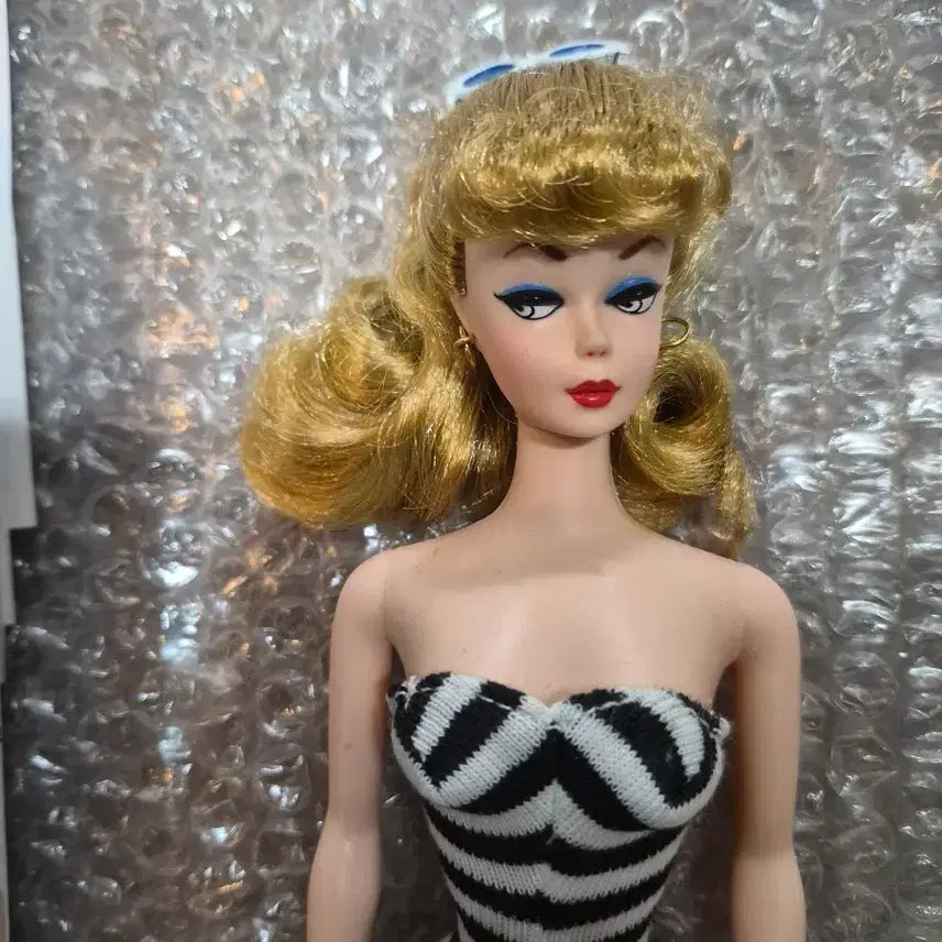 [BUNJANG] Barbie 35th Anniversary Vintage Barbie Doll / 바비인형 35주년 기념 빈티지 바비