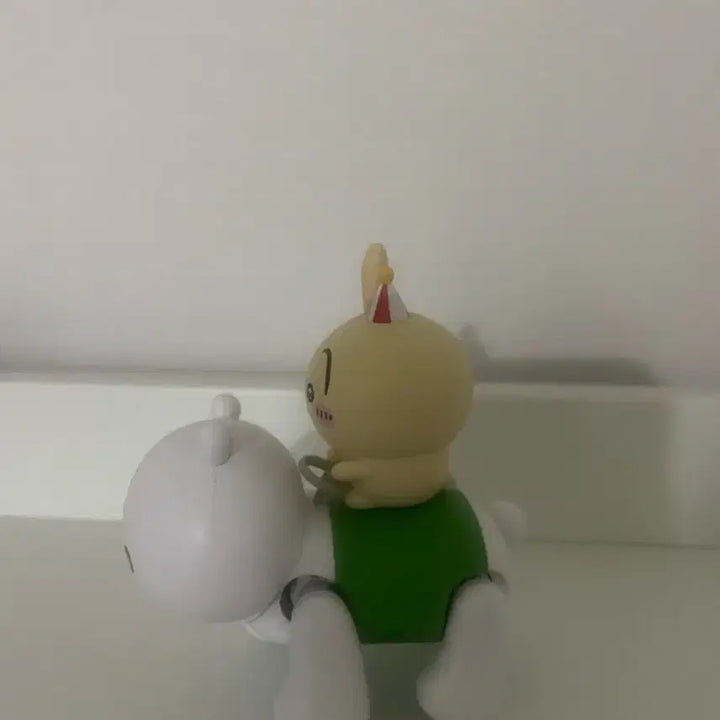 [BUNJANG] Chiikawa Usagi Wind-Up Moving Figure / 치이카와 우사기 피포포 움직이는 피규어