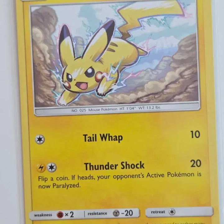 [BUNJANG] 2017 Pikachu (40/147) English Sun &amp; Moon - Burning Shadows Trading Card / [북미판] 2017년 피카츄 (Pikachu) 40/147 영문 정품