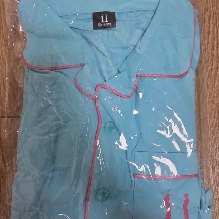 [BUNJANG] G-Dragon (GD) Weluvhim Pajamas Sealed / [미개봉] 위버멘쉬 파자마 보관용 GD Gdragon
