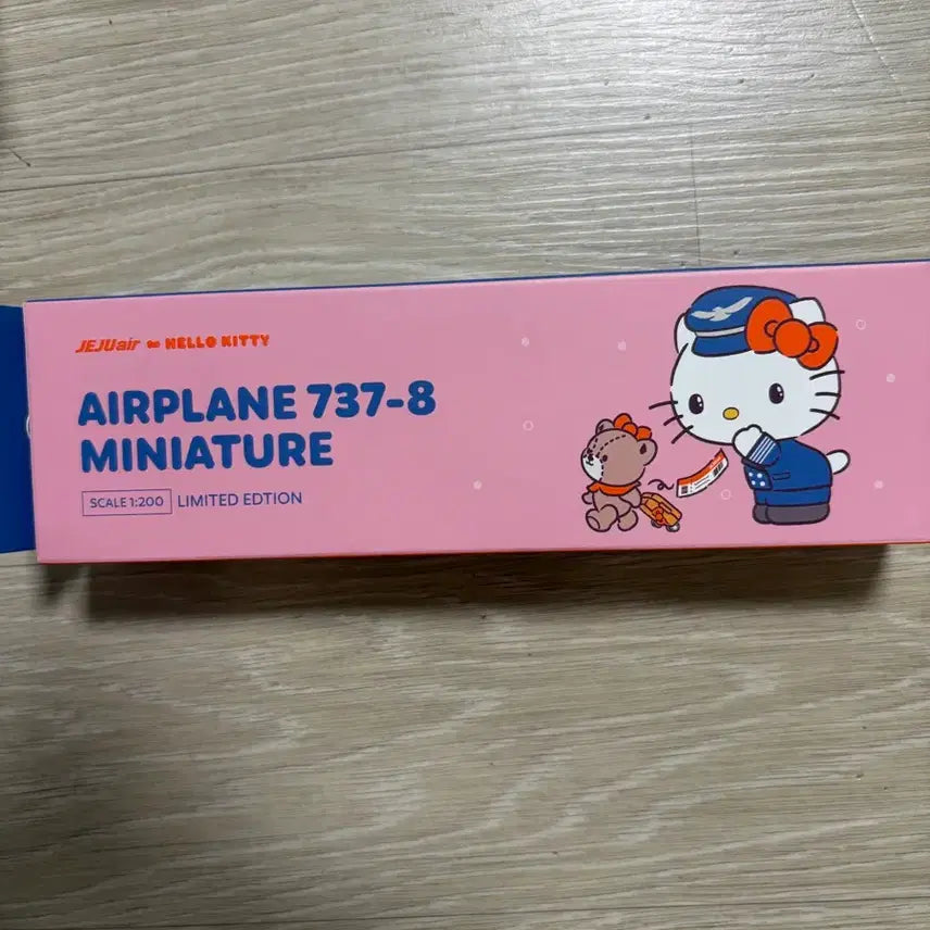 [BUNJANG] Jeju Air X Sanrio Characters Model Airplane 1:200 / 제주항공 X 산리오캐릭터즈 모형 비행기 1:200