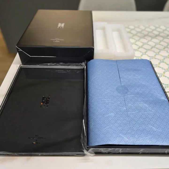 [BUNJANG] BTS 2019 Summer Package RM Drawing Diary Full Set / BTS 방탄 2019 썸머패키지 풀셋(RM 드로잉북)