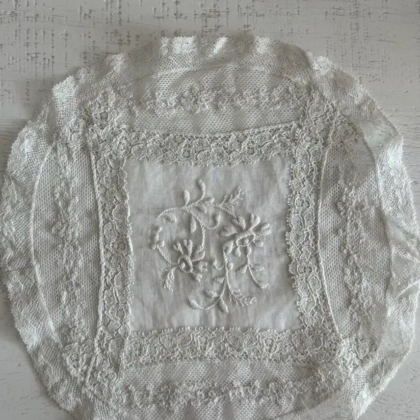 [BUNJANG] French Antique Brussels Lace Doily / 프랑스 앤틱 브뤼셀 레이스