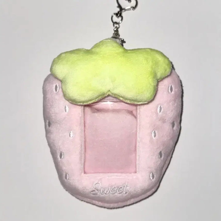 [BUNJANG] Borami Store Strawberry Cushion Card Holder Photocard Holder / borami 보라미스토어 스트로베리 딸기 쿠션카드홀더 포카홀더