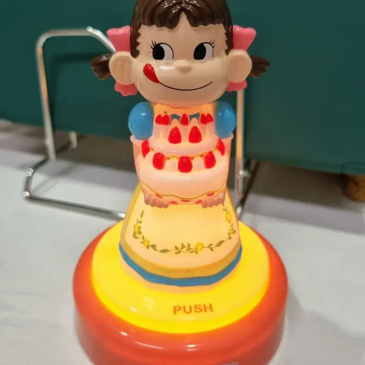 [BUNJANG] Fujiya Peko-chan Birthday Mood Lamp / 후지야 페코짱 생일 무드등 램프