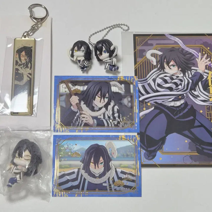 [BUNJANG] Obanai Iguro Demon Slayer Merchandise Bundle (Gacha, Hugcot, Keyring, Cable Gacha, Sticker, Postcard) / 귀멸의 칼날 귀칼 이구로 오바나이 굿즈 일괄 (대롱가챠, 허그코트, 키링, 케이블가챠, 스티커, 엽서)
