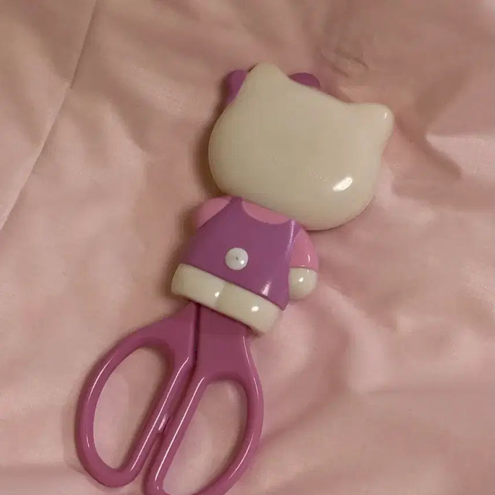 [BUNJANG] Vintage Hello Kitty Scissors / (가격고정)(레어) 고전키티 가위