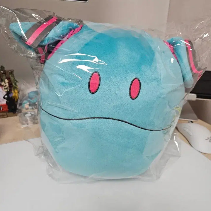 [BUNJANG] Hatsune Miku x Gundam Haro Large Plush / 미쿠 건담 하로 대형 인형 새상품