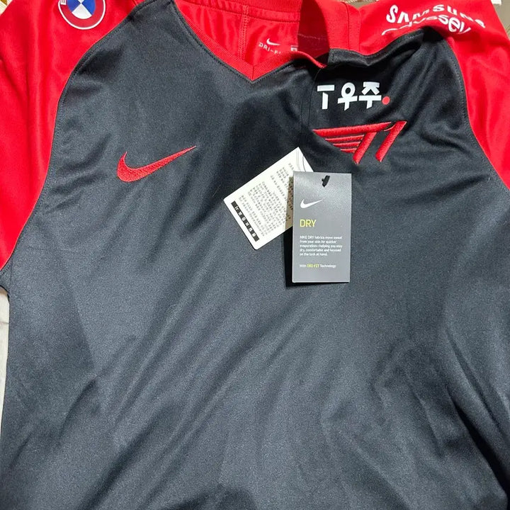 [BUNJANG] T1 Keria 2023 Player Jersey M / t1 케리아 유니폼 M 새상품 판매