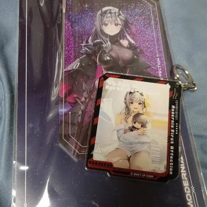 [BUNJANG] Goddess of Victory: Nikke Modernia Glitter Acrylic Stand &amp; Keychain Bundle / 승리의 여신 니케 모더니아 글리터 아크릴 스탠드 키링 일괄 판매