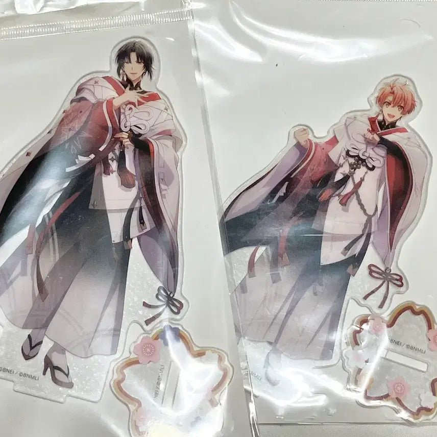 [BUNJANG] Idolish Seven Izumi Iori Mitsuki Yoshikawa Acrylic Stand Bundle Set / 아이돌리쉬 세븐 아이나나 이즈미 이오리 이즈미 미츠키 길조 아크릴 스탠드 일괄