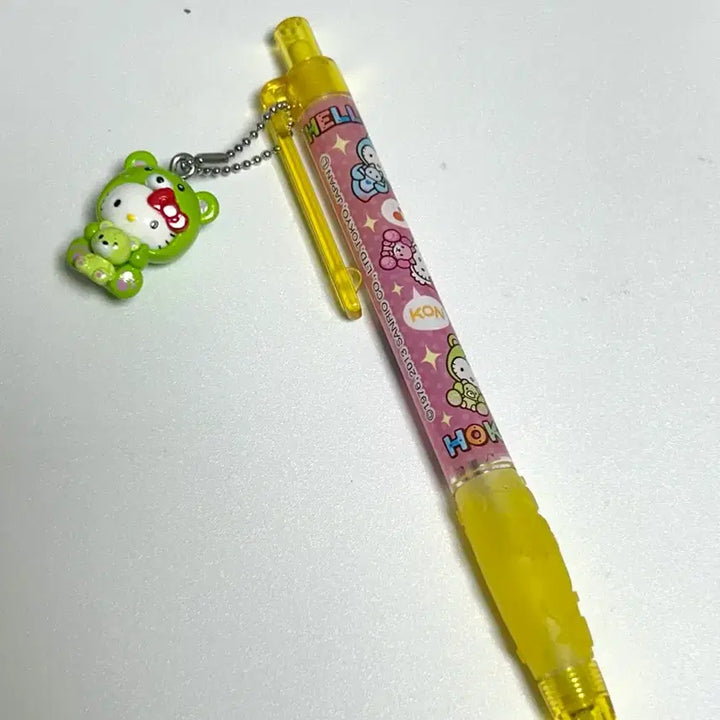 [BUNJANG] Classic Hello Kitty Mechanical Pencil with Strap / 고전키티 샤프