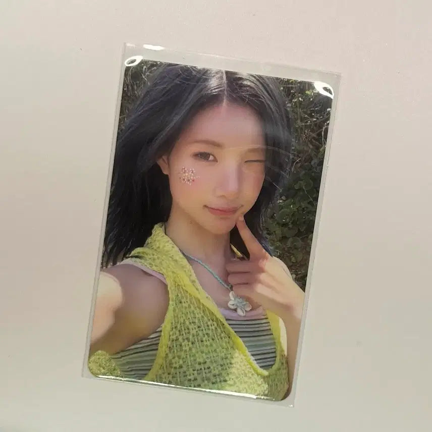 [BUNJANG] HATS TO HEARTS Eiin, Ian, Joeun, Nosungie Photocard Bundle Set / 하츠투하츠 포카 양도해요