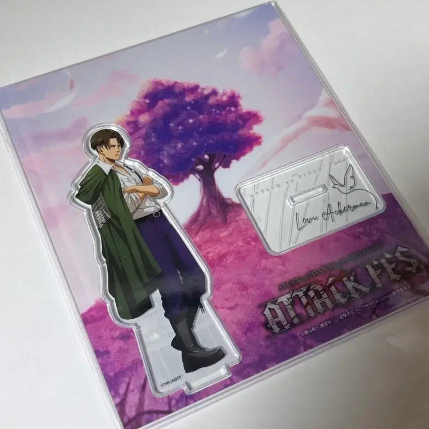 [BUNJANG] Attack on Titan Levi 10th Anniversary Acrylic Standee (Sealed) / 미개봉) 진격의거인 리바이 10주년 아크릴 스탠드 진격거