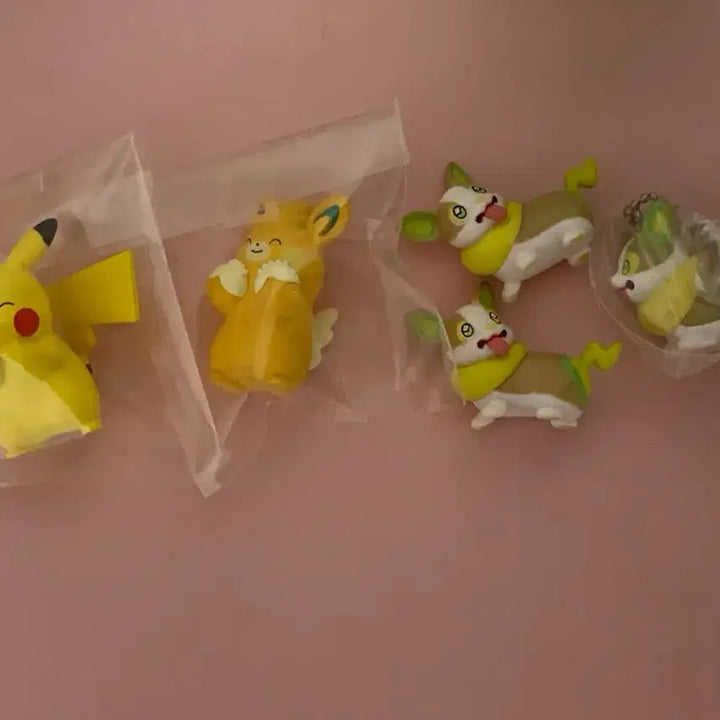 [BUNJANG] Pokemon Bamot, Pawmot, Pikachu, Mienfoo Gachapon Bundle Set / 포켓몬스터 빠모트 멍파치 피카츄 가챠 일괄