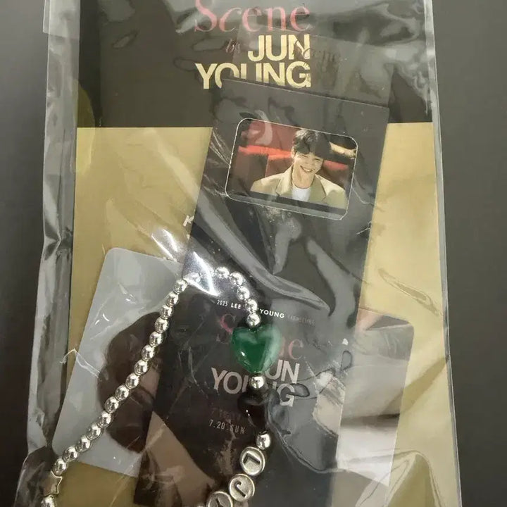 [BUNJANG] Lee Jun Young Fan Meeting Photocard &amp; Initial Bracelet Bundle / 이준영 팬미팅 퇴장 포카