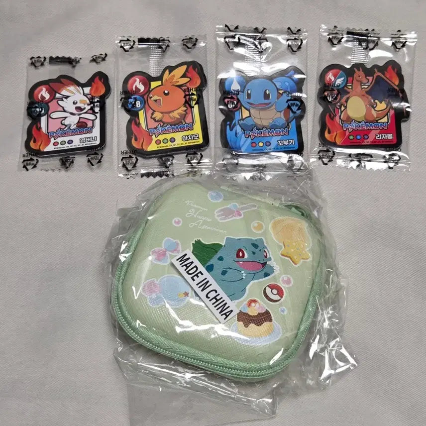 [BUNJANG] Pokemon Choco Chip Cookie Magnet Random Set (Charizard, Squirtle, Torchic, Scorbunny) + Myeat Protein Powder Collaboration Bulbasaur Airpods Pouch + Snorlax Figure / 포켓몬스터 초코칩 몬스터쿠키 랜덤 마그넷 리자몽 꼬부기 아차모 염버니+밀잇 단백질파우더 콜라보 이상해씨 에어팟 파우치+몬스터볼 음료 잠만보 피