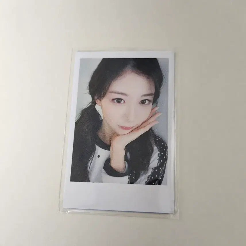 [BUNJANG] tripleS Kaede Irion Karin Gongbang Photocard Polaroid / 트리플에스 카에데 이리온 카린 공방 포카 폴라 음방