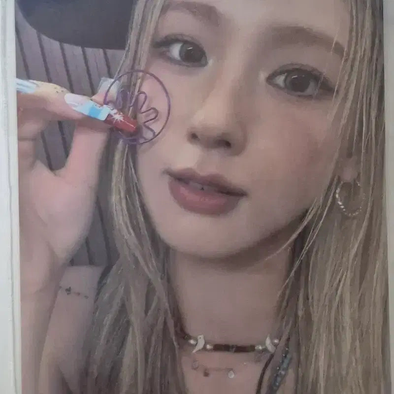[BUNJANG] Idle Miyeon Popup Exclusive Photocard / 아이들 미연 팝업 5만원 이상 구매 특전 포카 양도