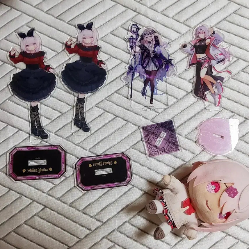 [BUNJANG] NIJISANJI Shiina Yuua Plush Doll / 니지산지 시이나 유아 인형 누이 RPG 게마즈 아크릴 스탠드