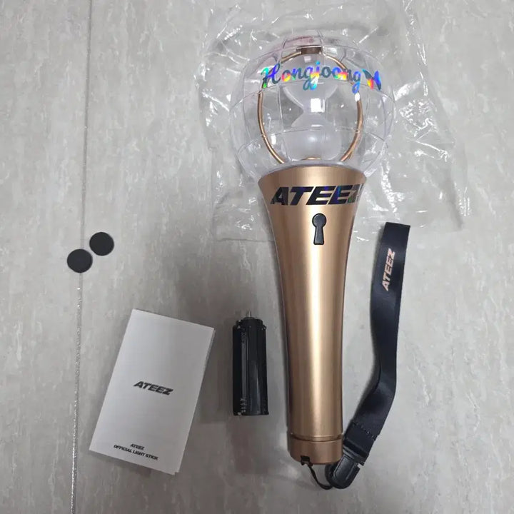 [BUNJANG] ATEEZ Lightiny Ver. 2 Seonghwa Official Light Stick / 에이티즈 응원봉 라이티니 ver2 홍삼이용