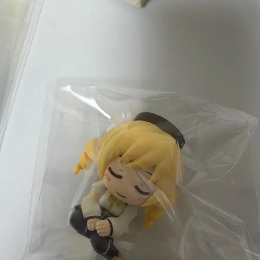 [BUNJANG] Puella Magi Madoka Magica Mami Gacha Figure / 마마마 마미 가챠