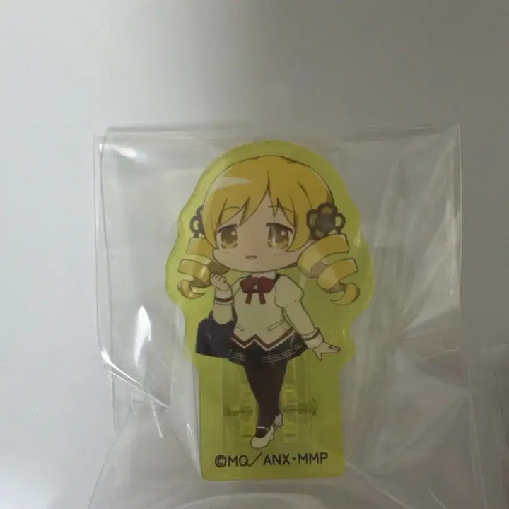 [BUNJANG] Magical Girl Mamamama Mini Acrylic Stand / 마마마 마미 미니 아크릴