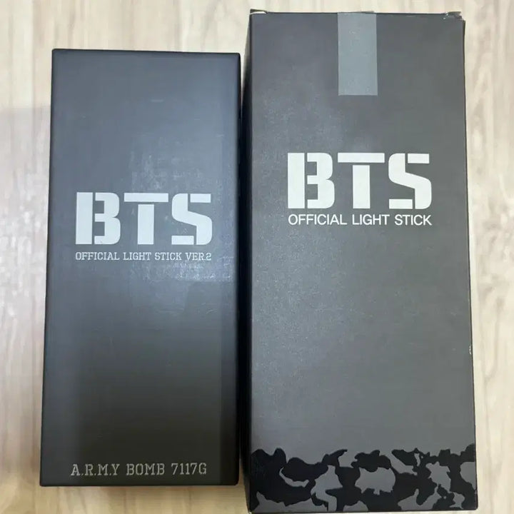 [BUNJANG] BTS ARMY Bomb Version 1, 2 Bundle Set / 방탄소년단 BTS 응원봉 아미밤 1,2 판매