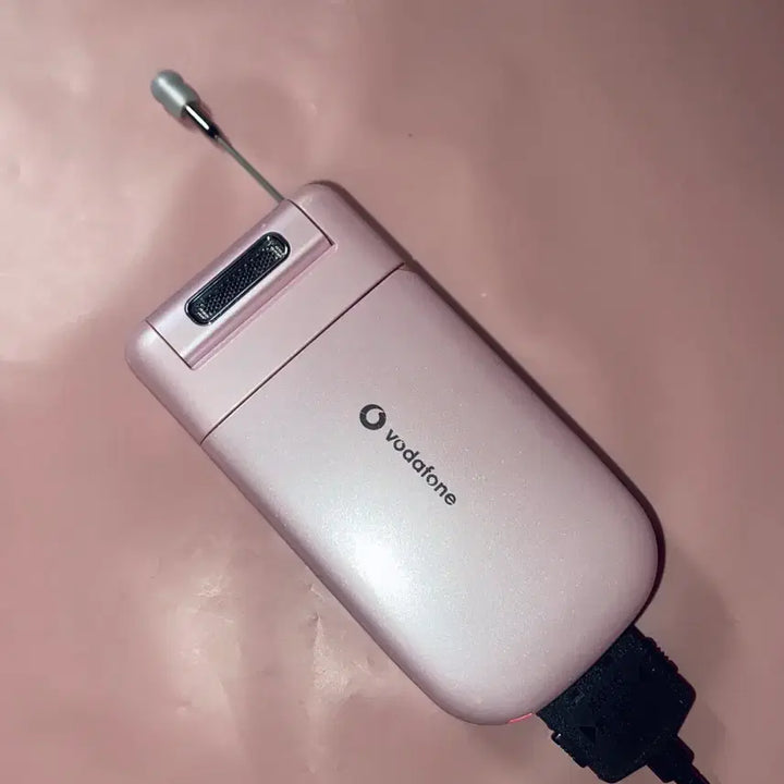 [BUNJANG] Disney Winnie the Pooh Classic Japanese Model Phone Docomo Gyaru Phone with Keyring Strap Diary Y2K / 작동가능)디즈니 곰돌이 푸 고전 일본 핑크 모형폰 목업폰 도코모 갸루폰 키티폰 키링 스트랩 다이어리 y2k