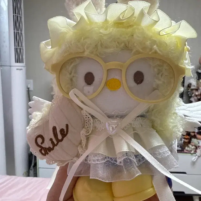 [BUNJANG] Hello Kitty Short Leg Doll Keychain / 헬로숏다리키티인형