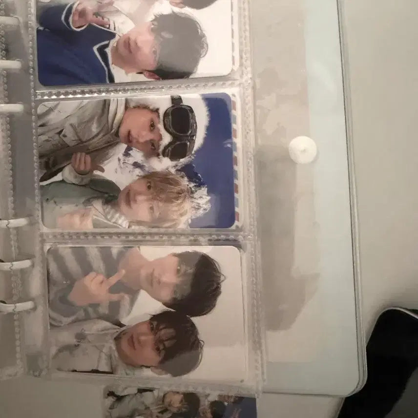 [BUNJANG] KICKFLIP FAN-CON Entry Photocard + We FLIP Zone Photocard Bundle / 킥플립 팬콘 입장 포카 + 위플립 존 포카 양도