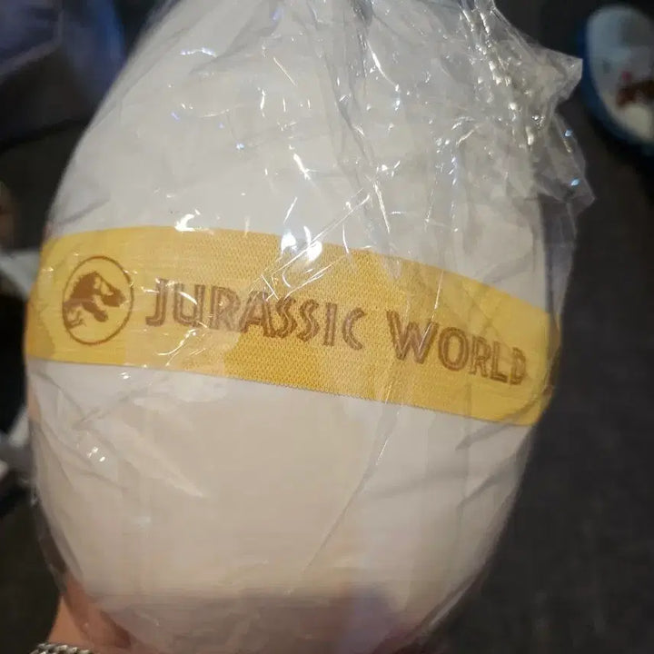 [BUNJANG] Outback Steakhouse x Jurassic World Dinosaur Plush Yellow Limited Edition / 아웃백X쥬라기월드 콜라보 공룡 인형 옐로우