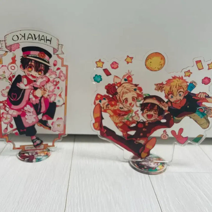 [BUNJANG] Jibaku Shonen Hanako-kun Bookmark, 2 Acrylic Stands, 4 First Edition Goods Bundle / 지박소년 하나코군 굿즈(책갈피,아크릴스탠드2개 초판굿즈4개)