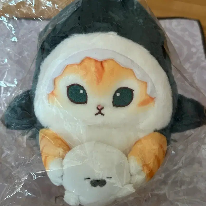 [BUNJANG] Morf Sanders Shark Plush Toy (Sealed) / 모프샌드 상어인형 미개봉 새상품