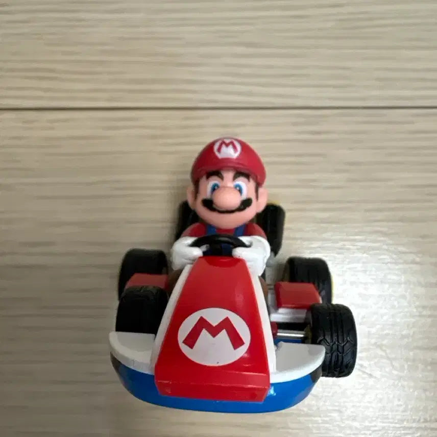 [BUNJANG] Super Mario Kart Mario Pull-Back Car Toy / 슈퍼마리오 카트 피규어 마리오